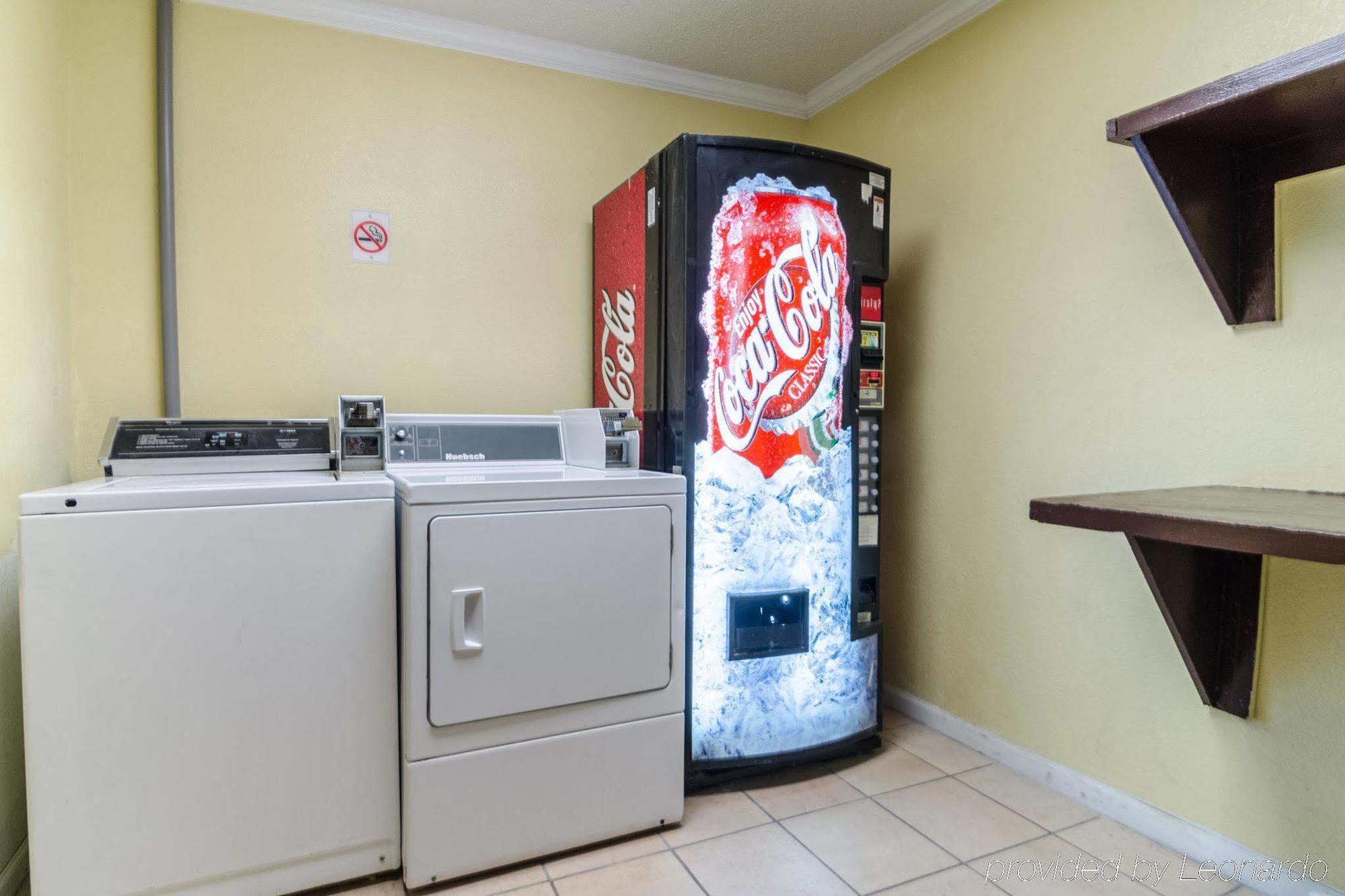 Rodeway Inn & Suites Jacksonville Near Camp Lejeune Dış mekan fotoğraf
